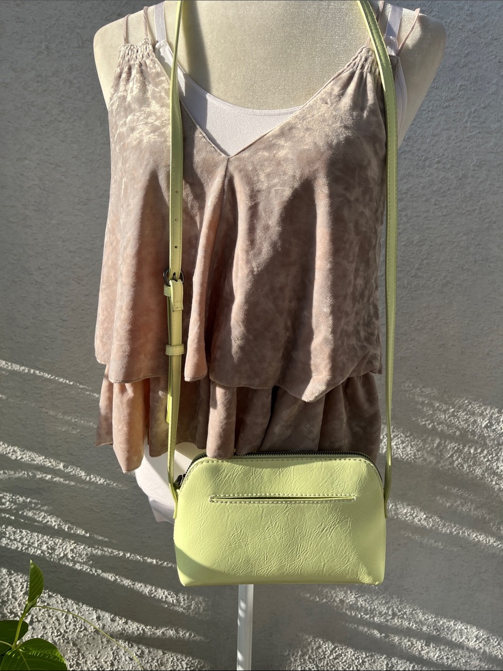 Universal Thread Lemon Yellow Crossbody Shoulder Bag